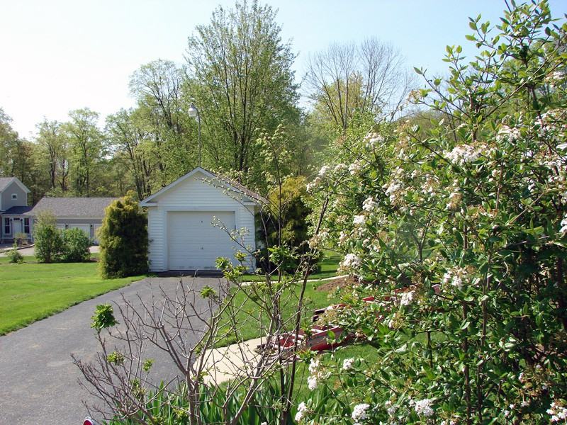 7096 Wakefield Rd - Photo 2 of 3