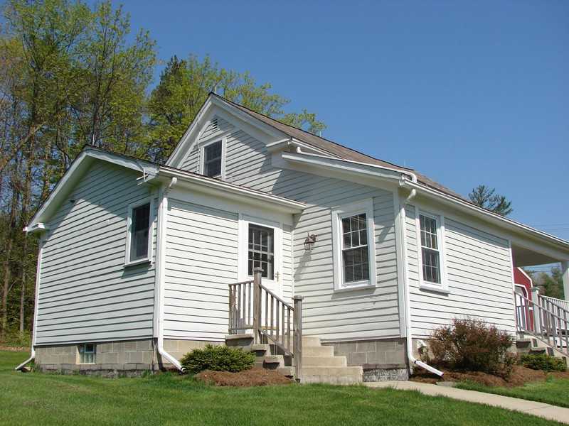 7096 Wakefield Rd - Photo 3 of 3