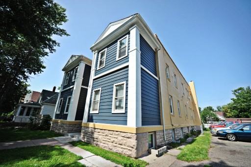 695 Sherburne Ave - Photo 2 of 8