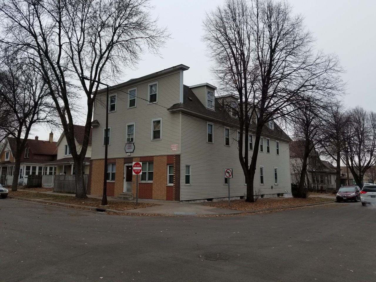 561 Van Buren Ave Apartments in North Frogtown, St. Paul, MN 55103 Zumper