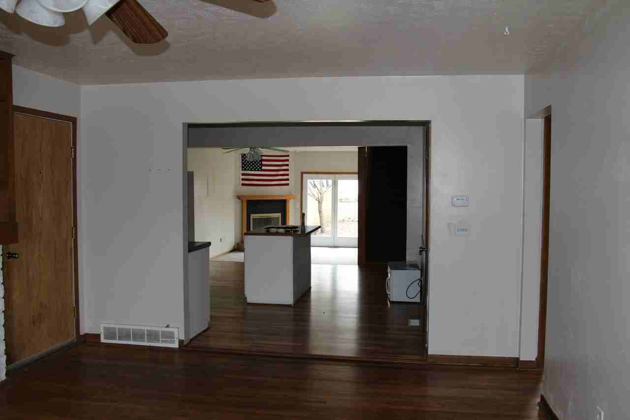 2704 Ashby Ave - Photo 2 of 9