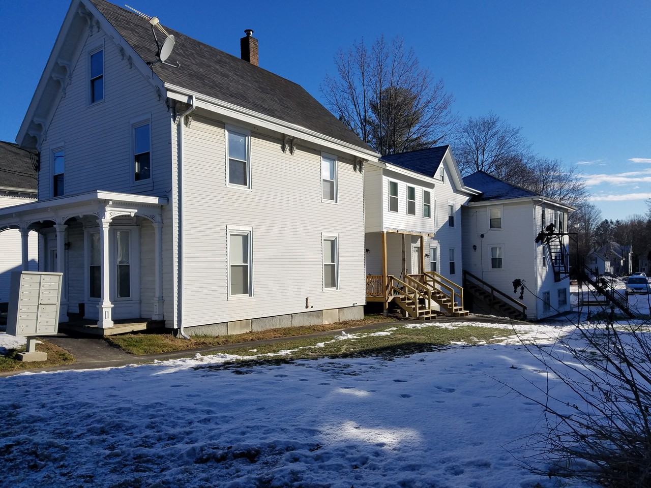 148 Brunswick Ave - Photo 2 of 3