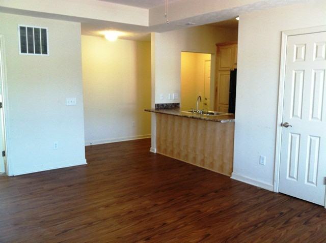 2258 N Meridian St - Photo 4 of 14