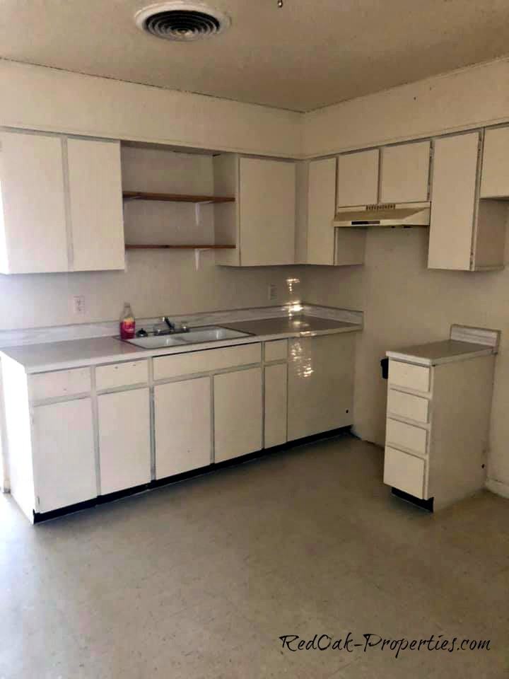 408 Depot - Photo 3 of 6