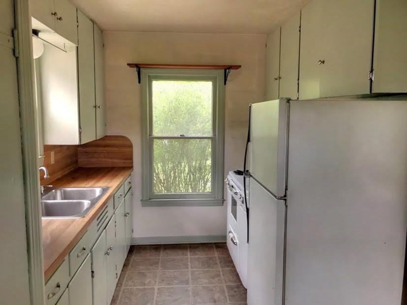 701 Anderson St - Photo 3 of 8