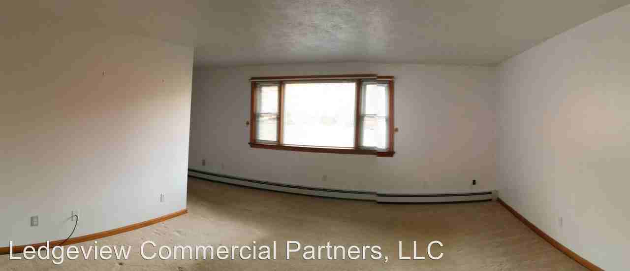 133 Tina Dr - Photo 3 of 7