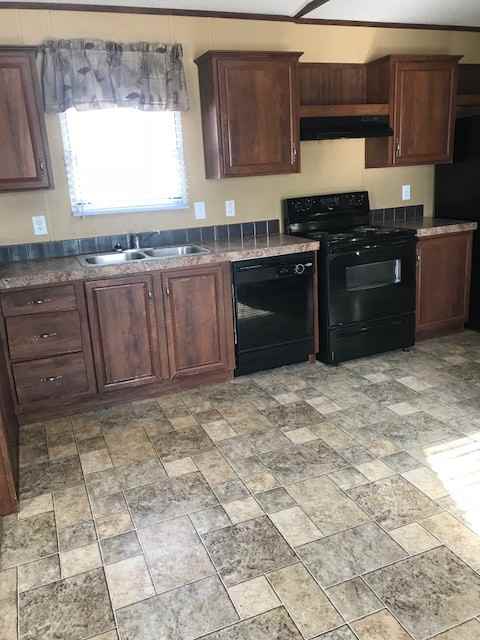 1204 N Avenue K - Photo 3 of 10