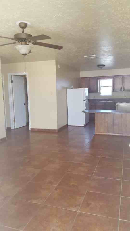 1549 Arizona Dr - Photo 3 of 6