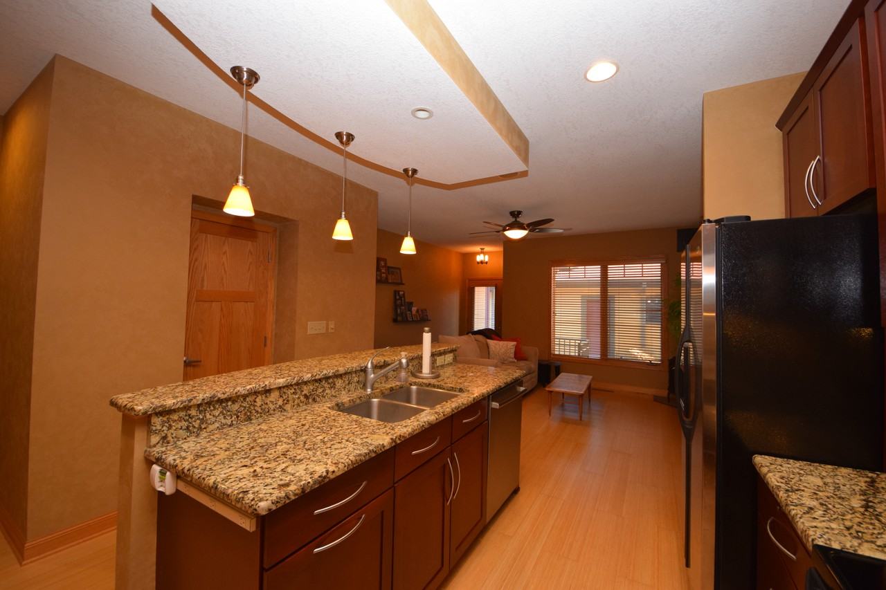 3018 Emerson Ave S - Photo 3 of 28