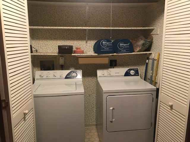 3850 Plymouth Blvd - Photo 2 of 2