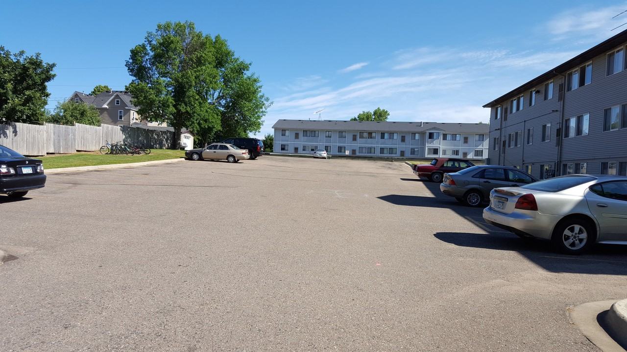 520 Adams Ave - Photo 2 of 2