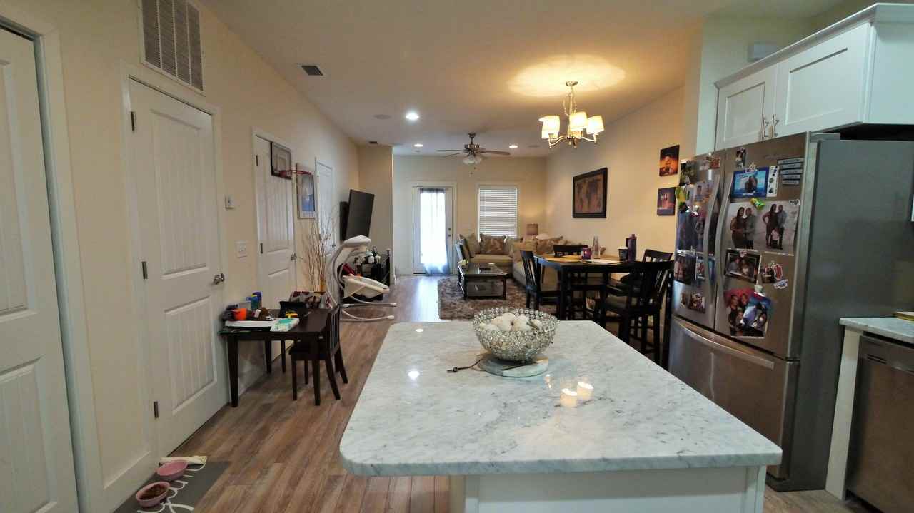 8603 Marlin Pl - Photo 2 of 4