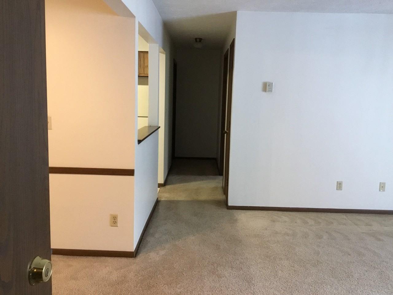 1635 Hampton Knoll Dr - Photo 2 of 5