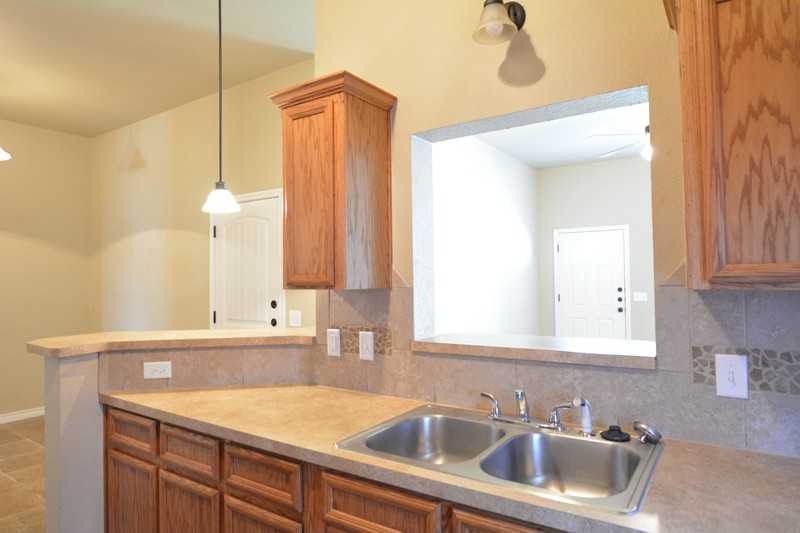 4615 Brutus Ln - Photo 6 of 14