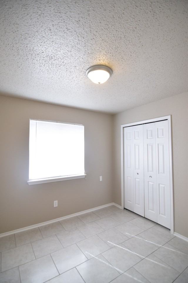 3610 Levy Ln - Photo 5 of 8