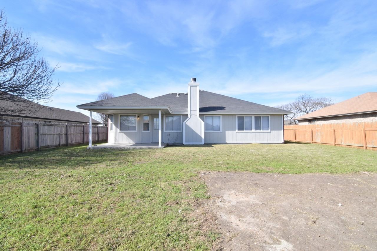 3610 Levy Ln - Photo 7 of 8