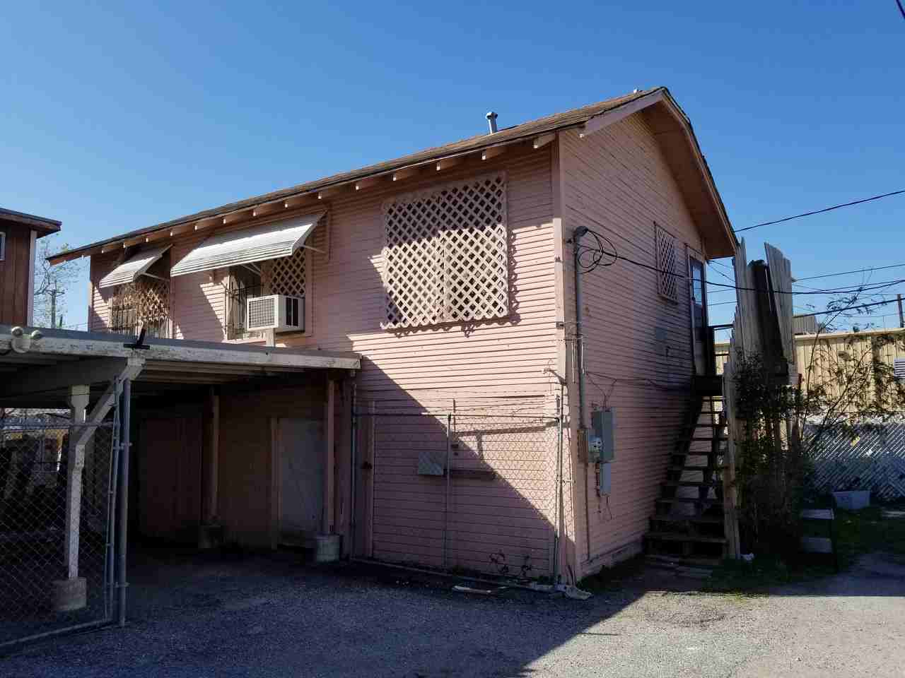 1509 7Th St - Photo 2 of 6