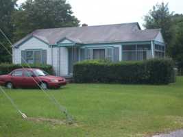 featured image of 216 Thomas Dr