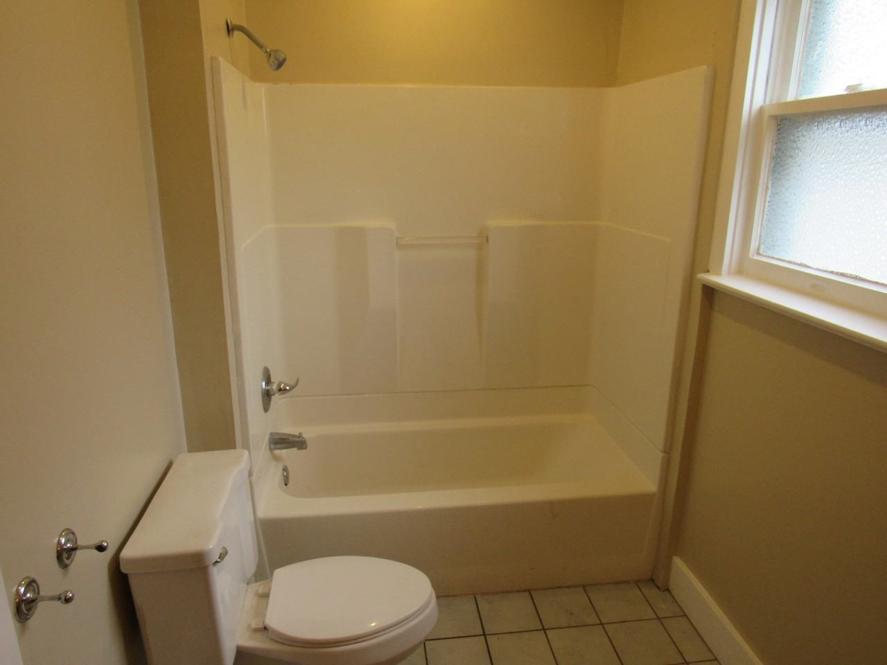 821 S 7th St - Photo 5 of 18