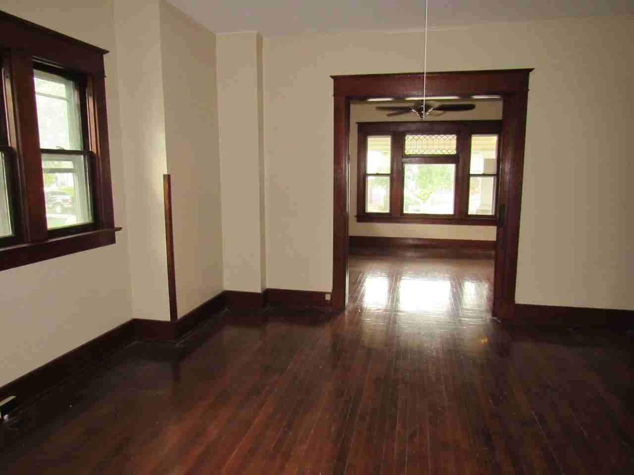 821 S 7th St - Photo 7 of 18
