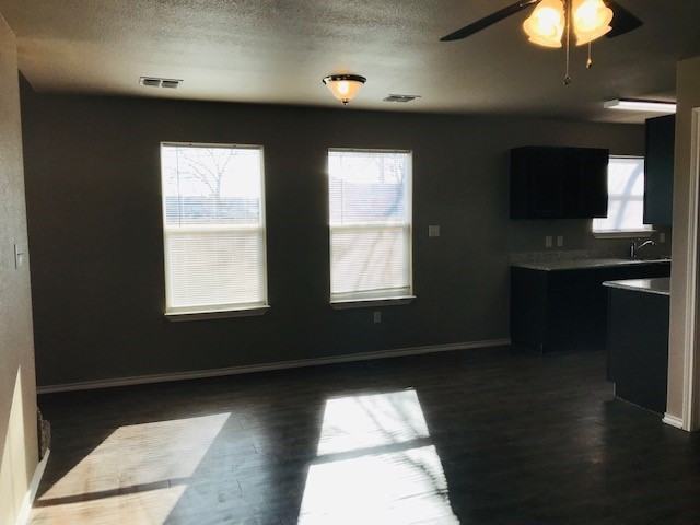 1104 Wilcox St #A - Photo 3 of 12