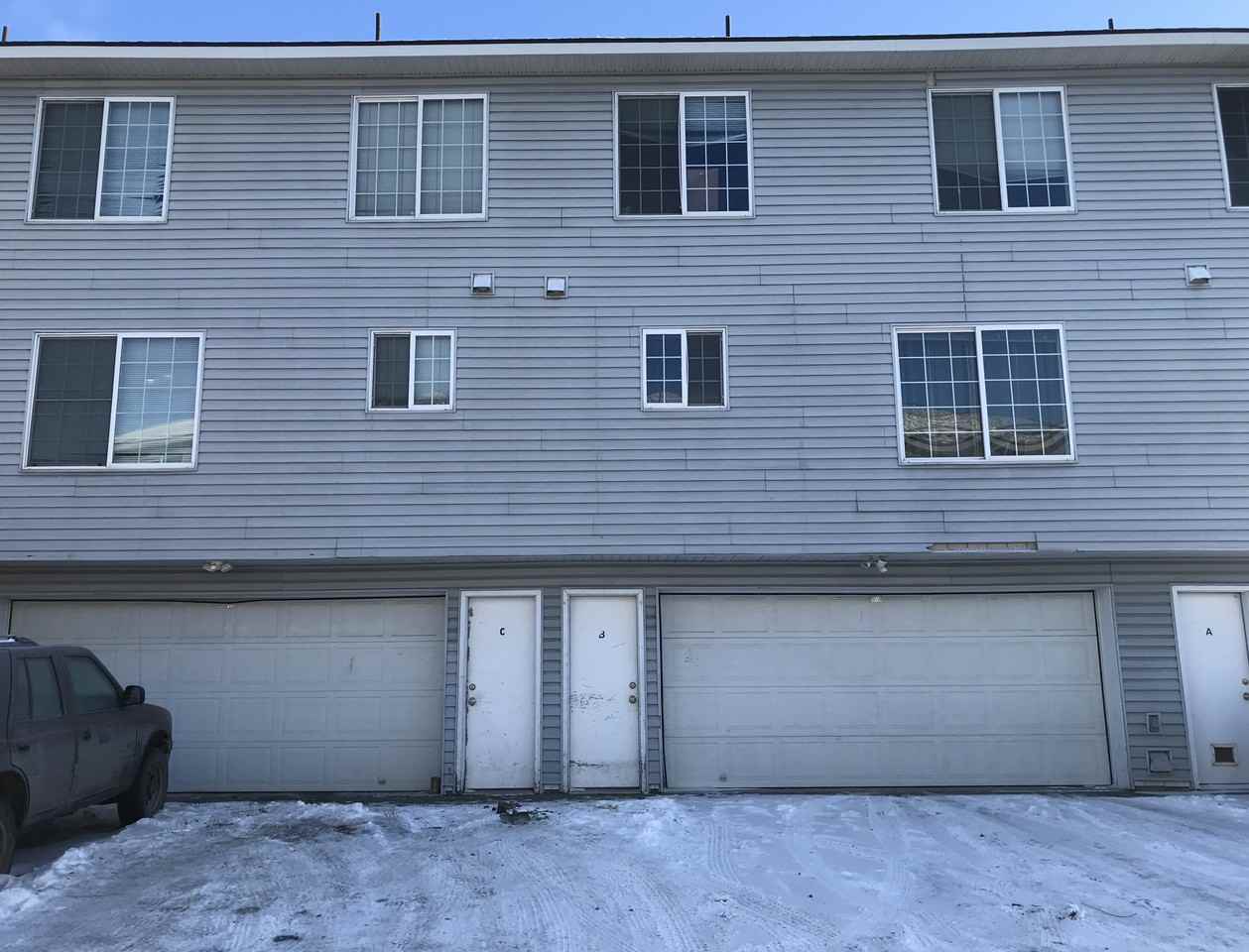 7045 Gold Kings Avenue - Photo 2 of 3