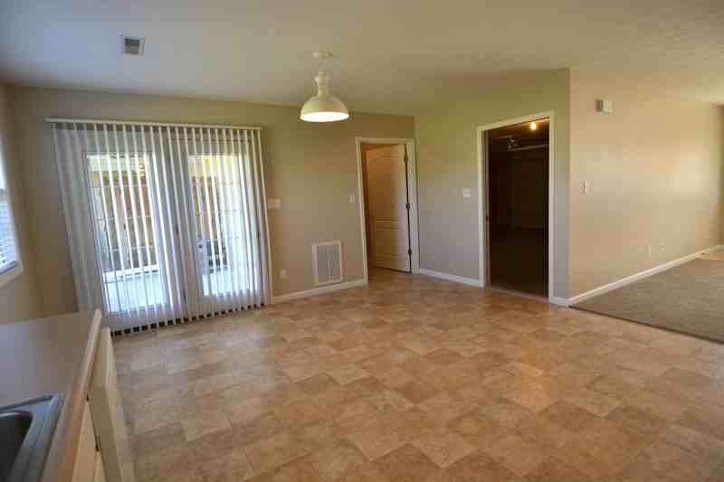 3202 Jamie Ave. - Photo 2 of 9