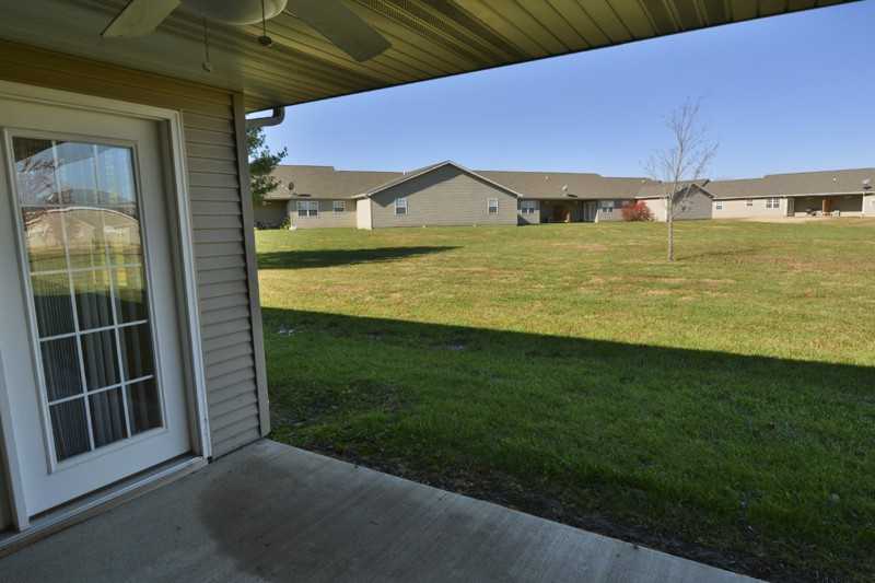 3201 Zeller - Photo 3 of 11