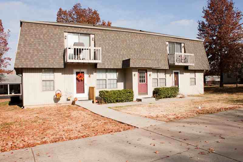 1604 S 13Th St - Photo 2 of 3