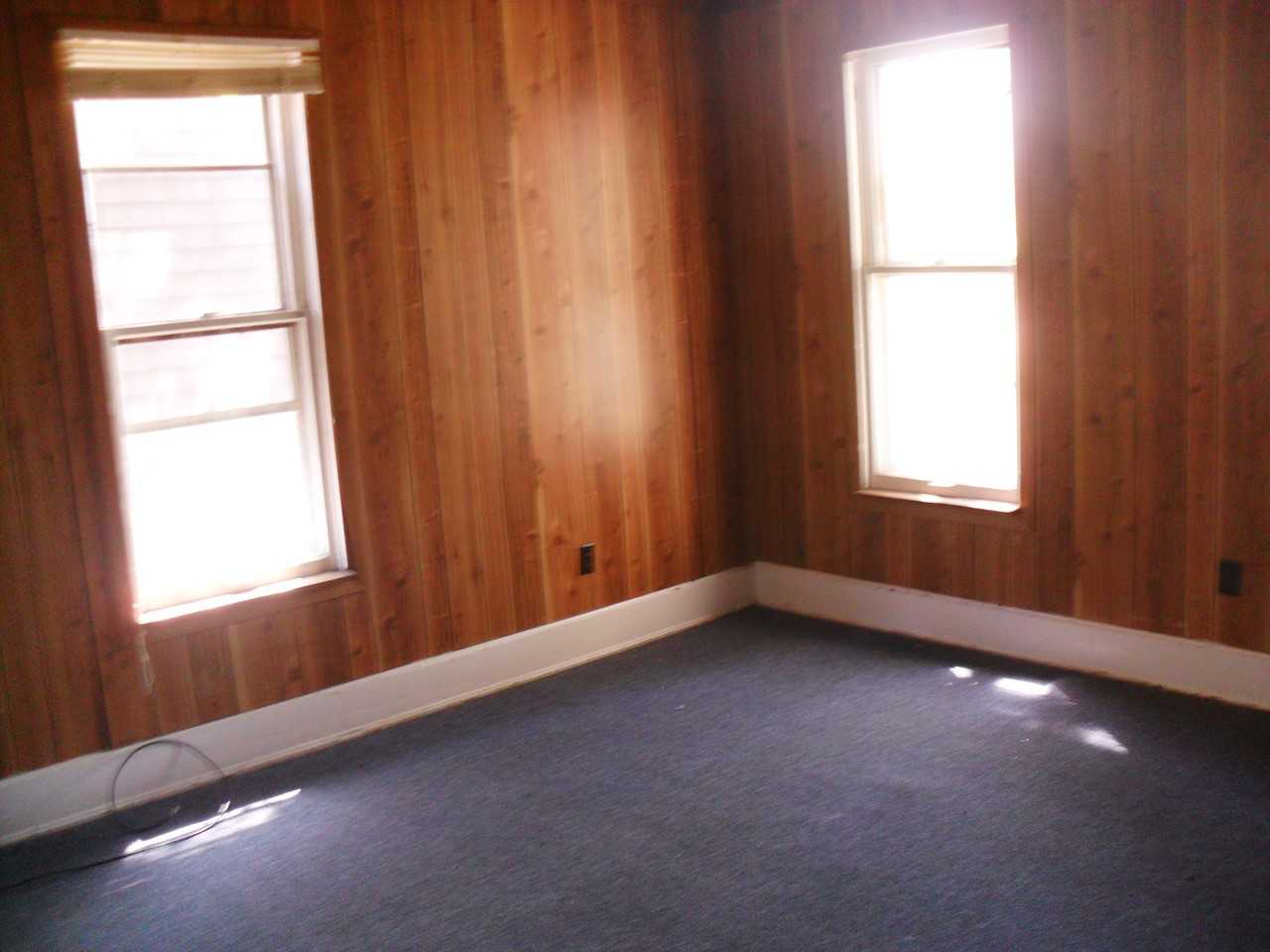 822-822 1/2 Von Lunen Road - Photo 2 of 7