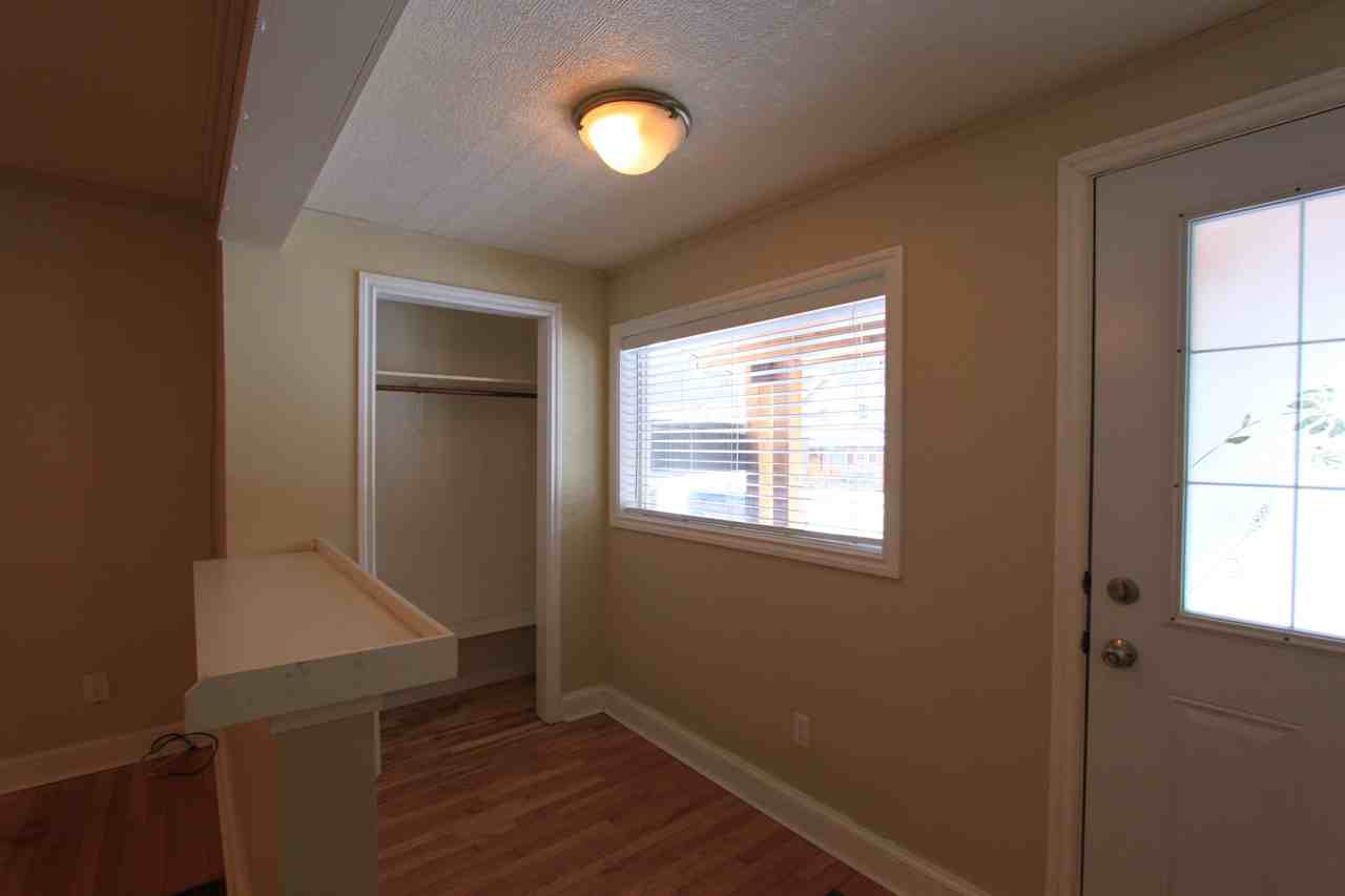 562-9th Avenue - Photo 3 of 24