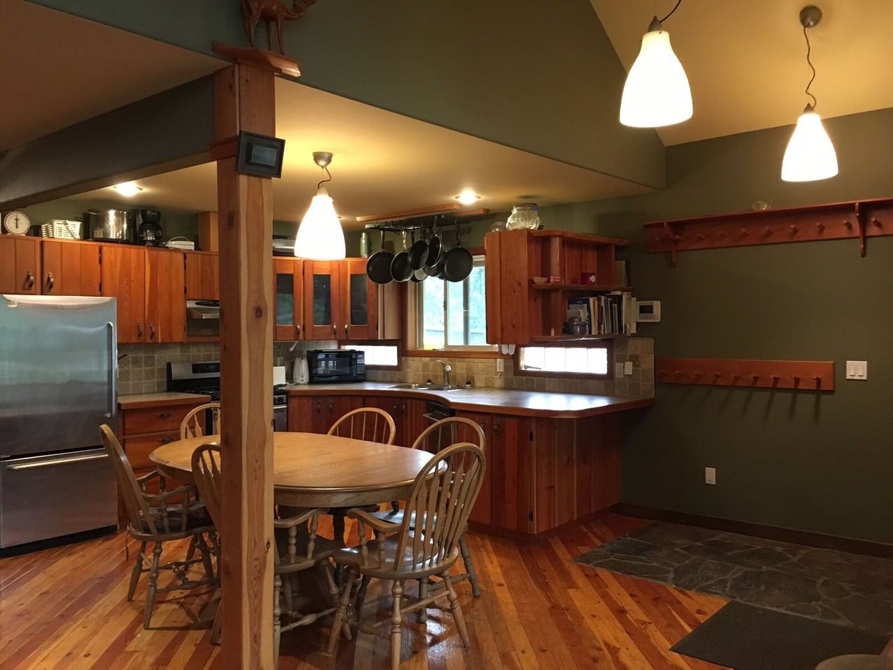 862-10th Avenue - Photo 3 of 32