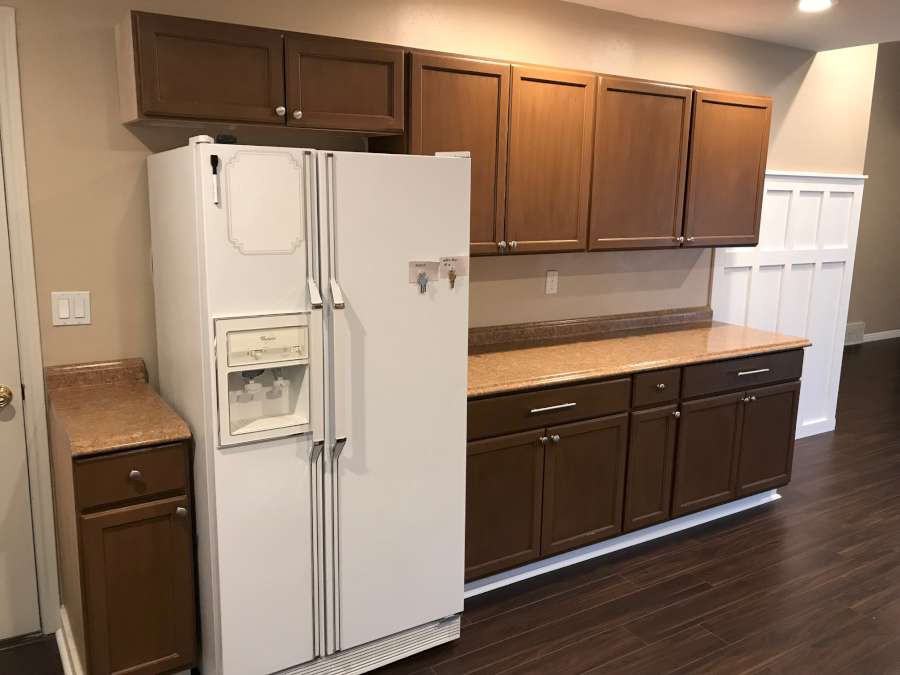 565 Eastwood Cir - Photo 3 of 24