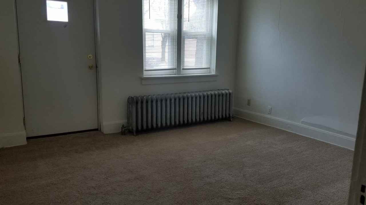 3700 E Pulaski Ave - Photo 2 of 6
