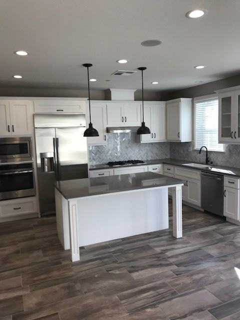 1013 Juno Cir #200 - Photo 3 of 7