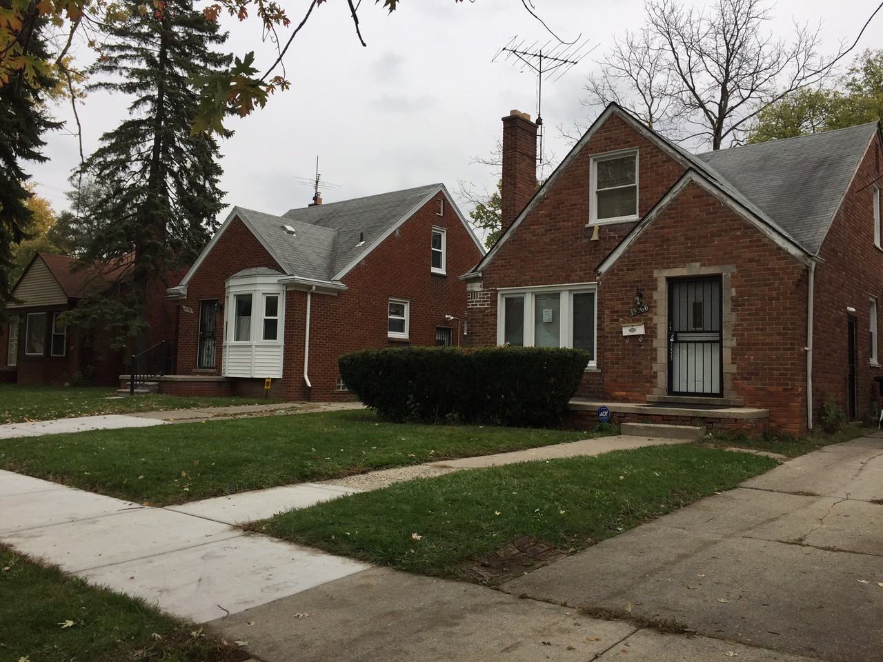 15366 Stout St - Photo 2 of 16