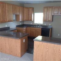 1792 Townsend St - Photo 3 of 11