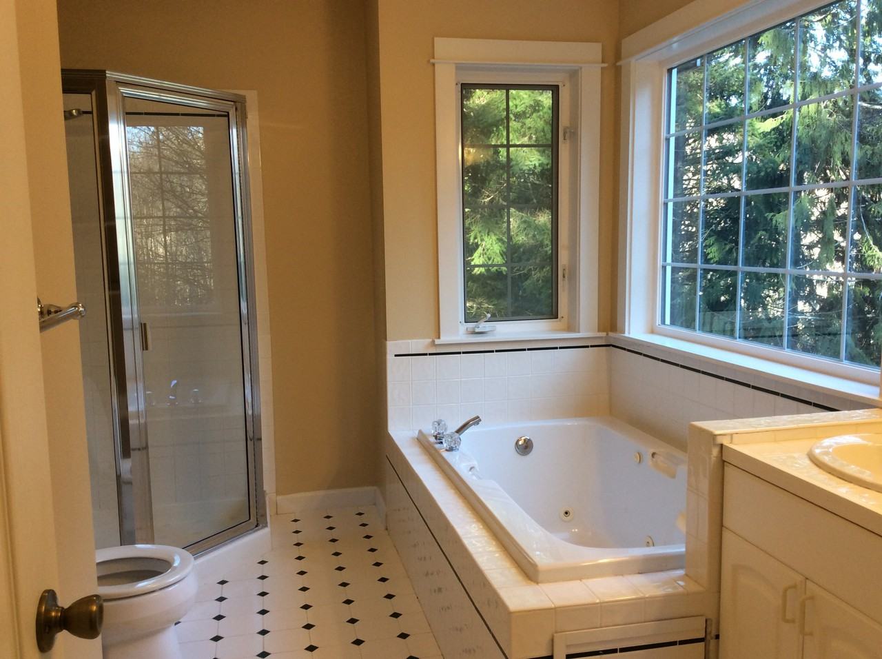 6348 NE Mitchell Ln - Photo 2 of 2