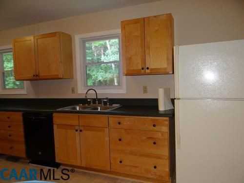 157 Cedar Bend Dr - Photo 2 of 4