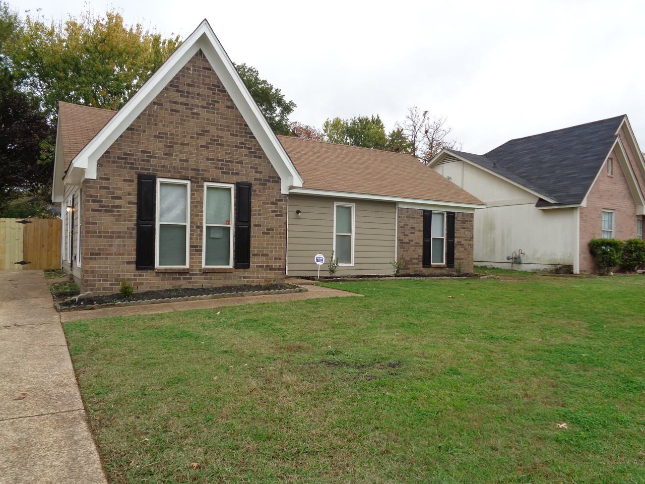 4434 Crump Rd - Photo 2 of 9
