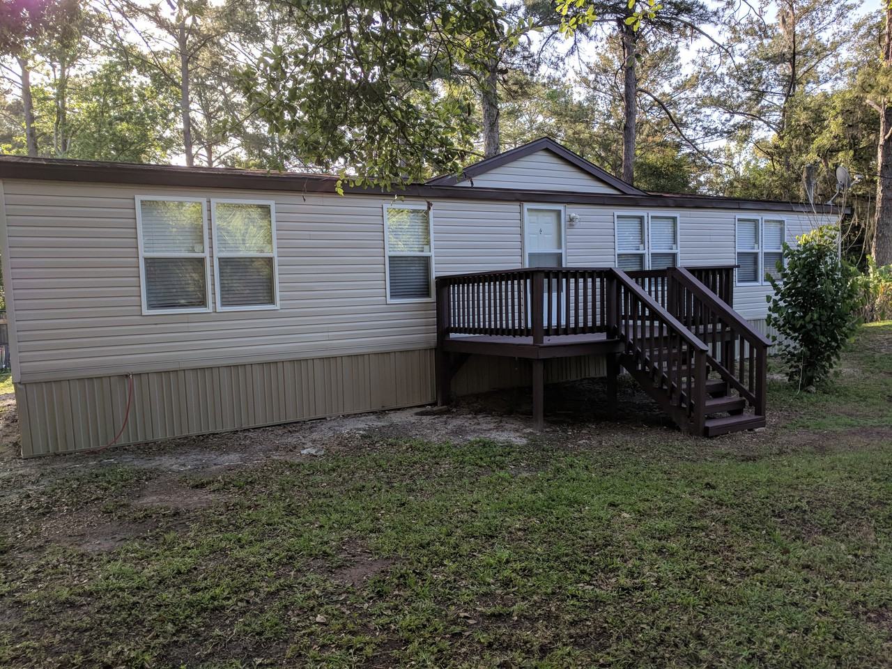 20071 Ruth St - Photo 2 of 26