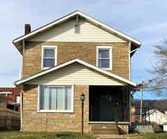 featured image of 207 4th Ave