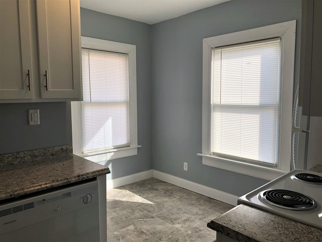 207 4th St - Photo 3 of 13