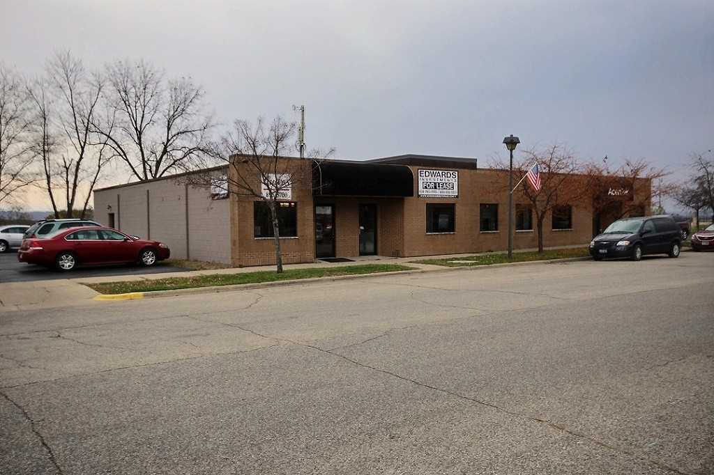 111 South Walnut - Photo 2 of 6