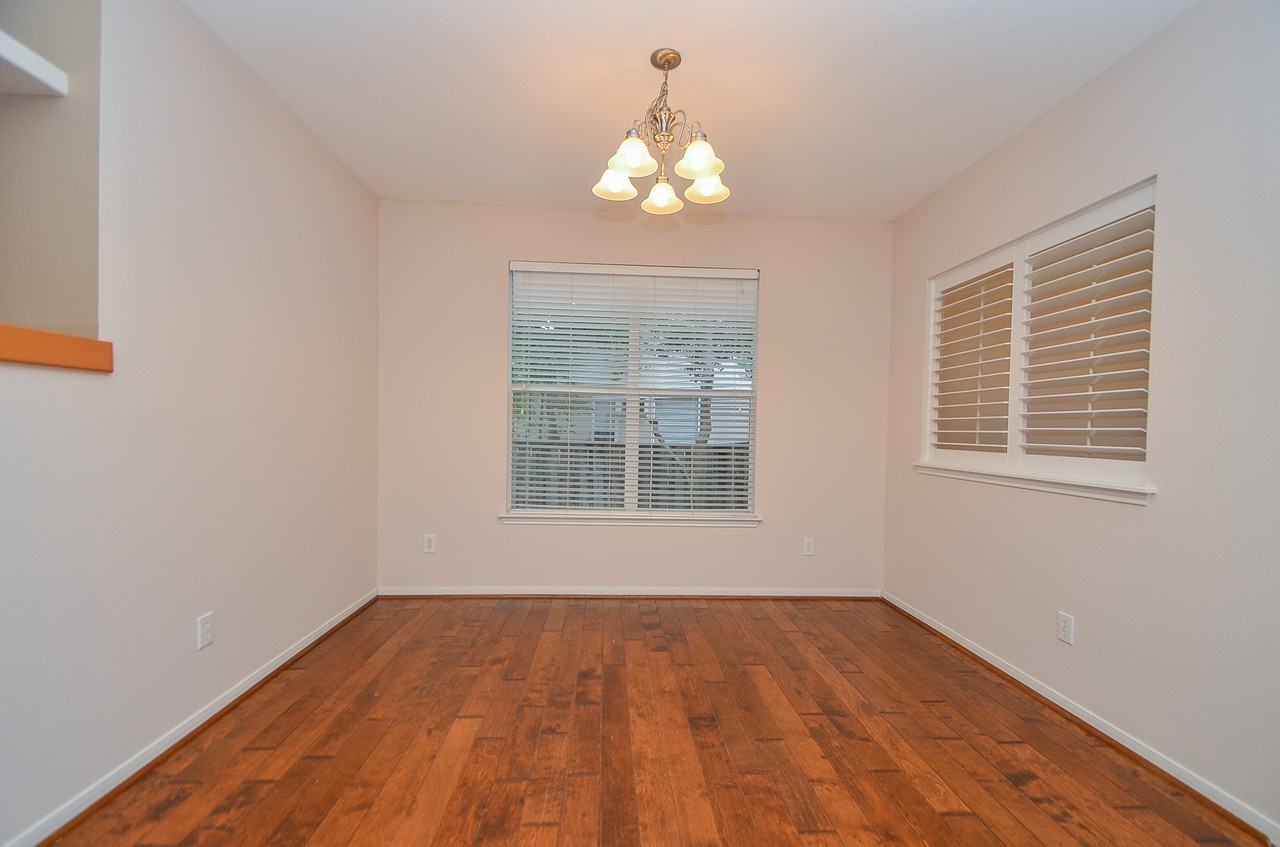 11 Cider Mill Ct - Photo 5 of 27