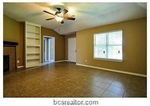 2307 Carnation Ct - Photo 3 of 15