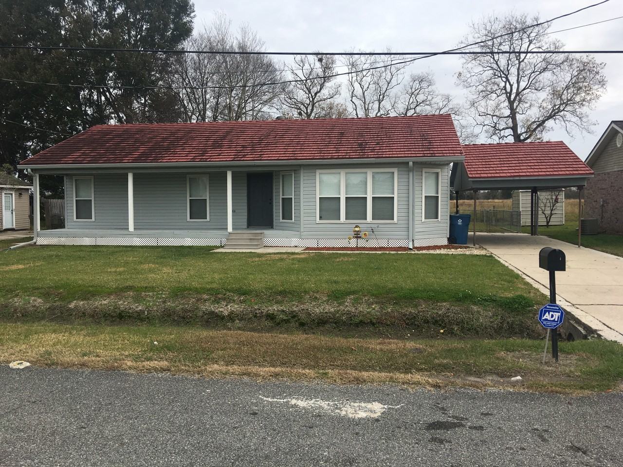 110 Morningside Dr - Photo 2 of 16