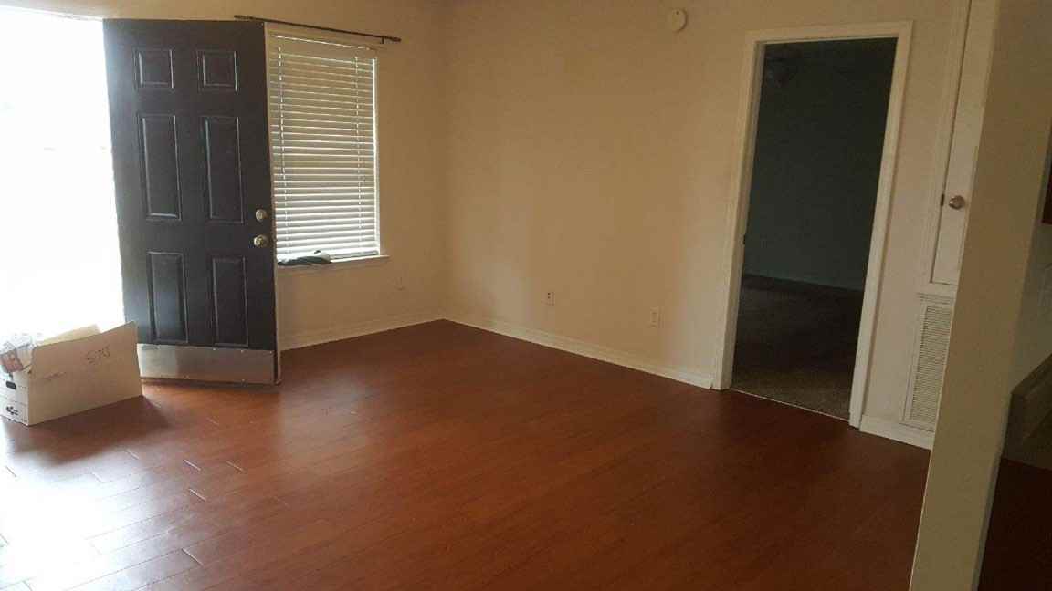 7694 Broome Ct - Photo 2 of 11