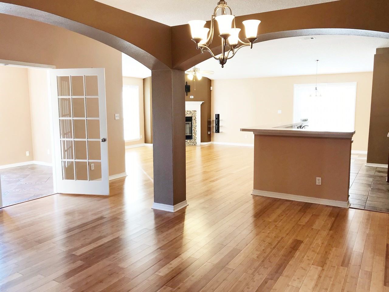 6492 Sarasota St - Photo 3 of 21