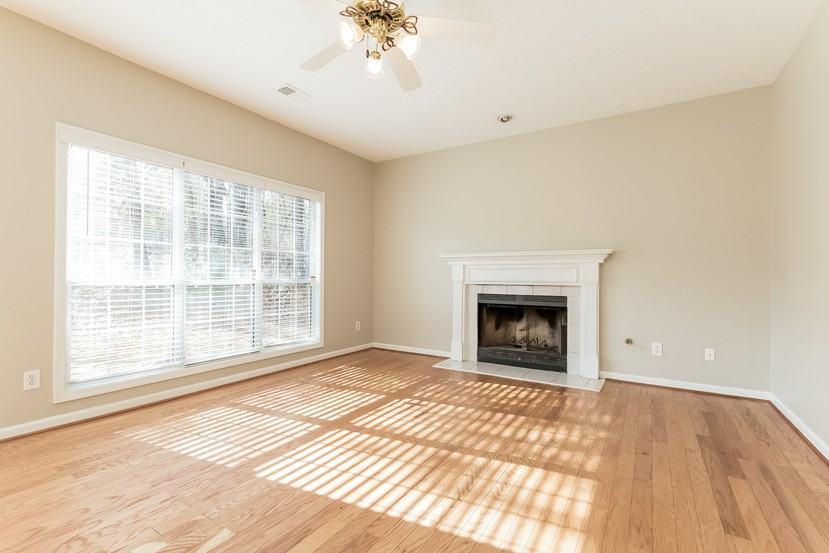 6845 Waters Edge Dr - Photo 3 of 25